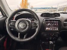 2022 Jeep Renegade Trailhawk AWD | Command Start | Heated Seats - Photo 14
