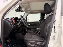 2022 Jeep Renegade Trailhawk AWD | Command Start | Heated Seats - Photo 21