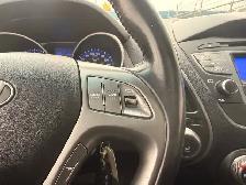 2014 Hyundai Tucson GLS AWD | No Accident | Panoramic Roof - Photo 12