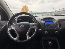 2014 Hyundai Tucson GLS AWD | No Accident | Panoramic Roof - Photo 13