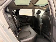 2014 Hyundai Tucson GLS AWD | No Accident | Panoramic Roof - Photo 17