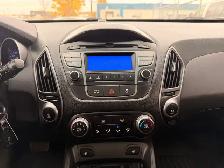 2014 Hyundai Tucson GLS AWD | No Accident | Panoramic Roof - Photo 24