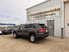 2015 Jeep Grand Cherokee Laredo AWD | Dual Climate Control | Pow - Photo 7