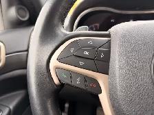 2015 Jeep Grand Cherokee Laredo AWD | Dual Climate Control | Pow - Photo 11