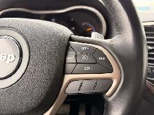 2015 Jeep Grand Cherokee Laredo AWD | Dual Climate Control | Pow - Photo 12
