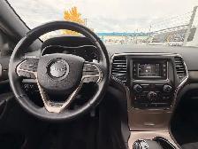 2015 Jeep Grand Cherokee Laredo AWD | Dual Climate Control | Pow - Photo 14