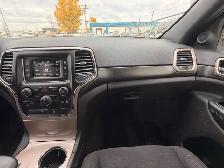 2015 Jeep Grand Cherokee Laredo AWD | Dual Climate Control | Pow - Photo 18
