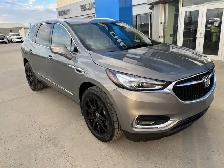 2018 Buick Enclave Essence AWD/ HEATED LEATHER/ 7 PASSENGER/ SUN - Photo 4