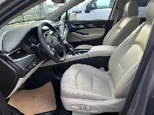 2018 Buick Enclave Essence AWD/ HEATED LEATHER/ 7 PASSENGER/ SUN - Photo 6