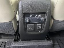 2018 Buick Enclave Essence AWD/ HEATED LEATHER/ 7 PASSENGER/ SUN - Photo 18