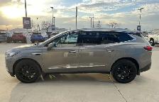2018 Buick Enclave Essence AWD/ HEATED LEATHER/ 7 PASSENGER/ SUN - Photo 22