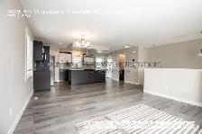 3 Bed Condo in Lethbridge - Photo 2