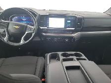 2025 Chevrolet Silverado 1500 LT | 5.3L V8 | HEATED SEATS - Photo 12