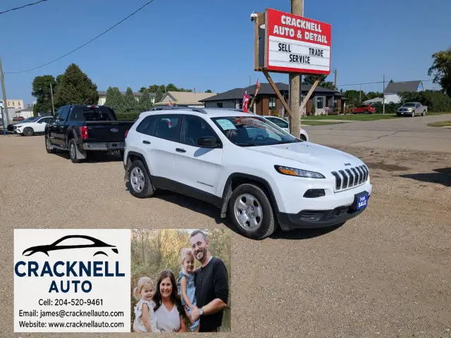 2017 Jeep Cherokee Sport 4WD 4dr Sport