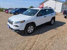 2017 Jeep Cherokee Sport 4WD 4dr Sport - Photo 15