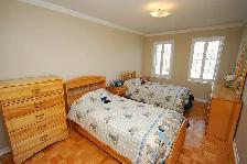 BEAUTIFUL END UNIT TOWNHOUSE- 3 BDRM 4 BTH - WOODBRIDGE - Photo 5