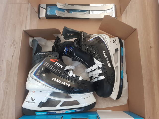 Patin BAUER VAPOR FLYLITE intermédiaire