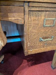 Antique Oak desk - Photo 5