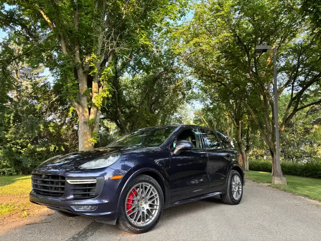 2017 Porsche Cayenne GTS