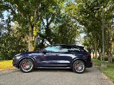 2017 Porsche Cayenne GTS - Photo 2