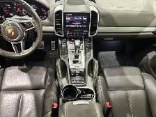 2017 Porsche Cayenne GTS - Photo 8