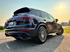 2017 Porsche Cayenne GTS - Photo 10
