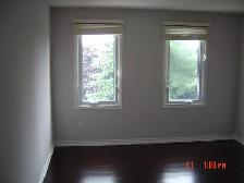 Spacious detached house, 4 bedrm/3 bathrm in Mississauga - Photo 10