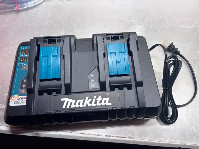 MAKITA OEM DC18RD 18V Lithium-Ion Dual Rapid Charger