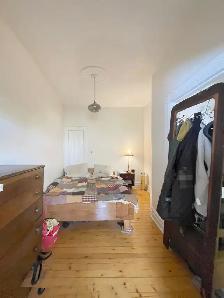 3½ Apartment (plateau) Dec 1st –Lease Transfer – $1,507 - Photo 2