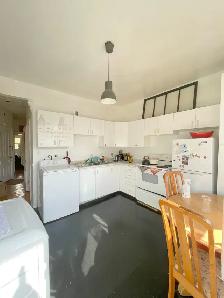 3½ Apartment (plateau) Dec 1st –Lease Transfer – $1,507 - Photo 4