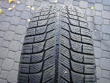 pneu d'hiver Michelin  235-55-20 - Photo 7