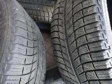 pneu d'hiver Michelin  235-55-20 - Photo 10