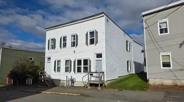 197 Britain St — 1 Bedroom Apartment in Uptown!