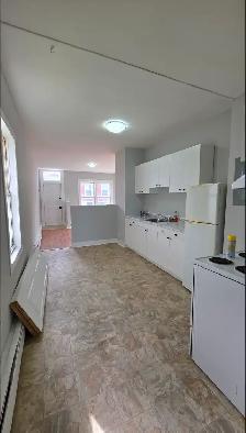 197 Britain St — 1 Bedroom Apartment in Uptown! - Photo 3