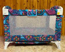 Evenflo Happy Camper Portable Playpen - Photo 2