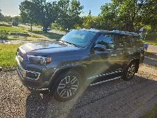 2021 Toyota 4 Runner Limited - Photo 3