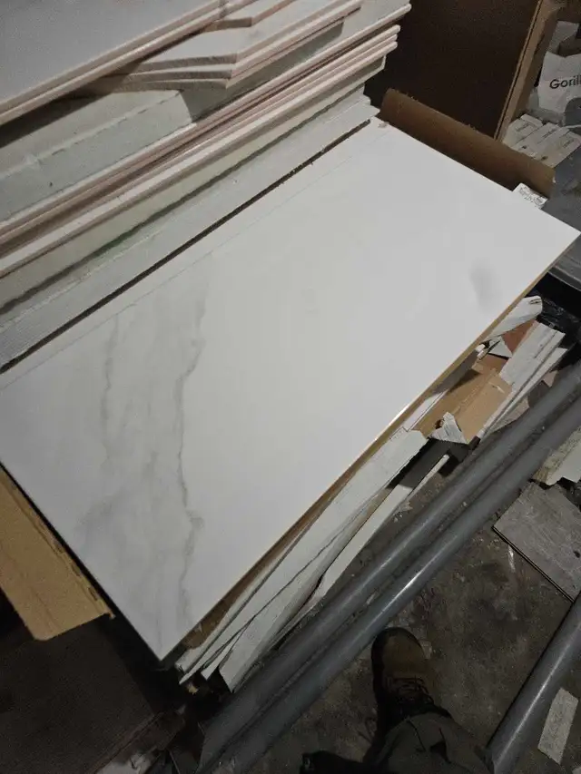 Ecoceramic white porcelain tiles