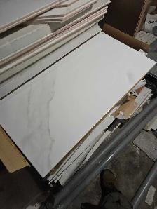 Ecoceramic white porcelain tiles