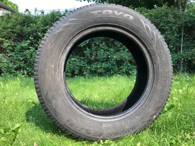 2x pneus d’hiver Toyo Observe GSi-5❄ 195/65R15 winter tires