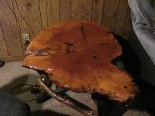 Red wood table - Photo 3