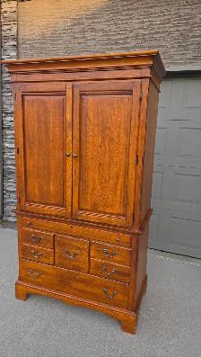 AMERICAN DREW SOLID WOOD ARMOIRE/TV CABINET - Photo 3