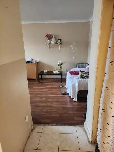 3 bdrm apt, utilities parking included, Nov 1st Keele and Wilson - Photo 3