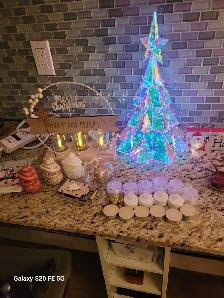Box of Christmas - Photo 2
