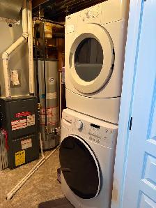 FANTASTIC townhouse for rent in Penhold! Garage & walkout - Photo 13
