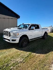 Ram 3500 Megacab - Photo 4
