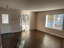 East Side Main Floor - Photo 5