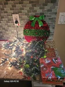 Box of Christmas - Photo 6