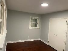DescriptionCozy & Charming 2-Bedroom Apartment in the Heart of - Photo 2