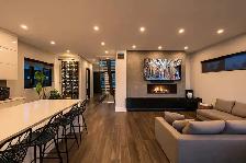 Luxury 5 Bed / 4 Bath Home with Pool & Cabana - Etobicoke - Photo 2