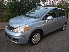 2009 Nissan versa SL